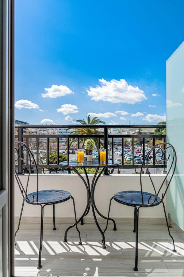White & Gray Apartment Rethymno  Exterior photo