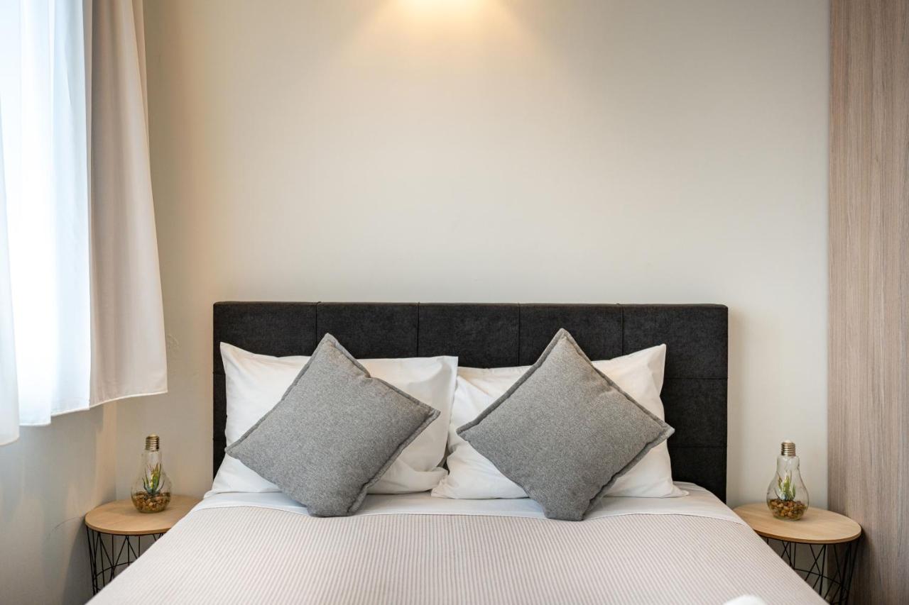 White & Gray Apartment Rethymno  Exterior photo
