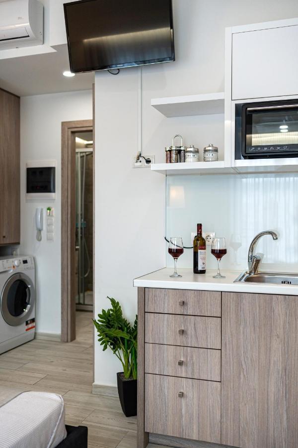 White & Gray Apartment Rethymno  Exterior photo